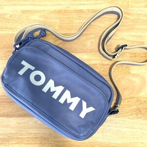 Tommy Hilfiger Crossbody Bag